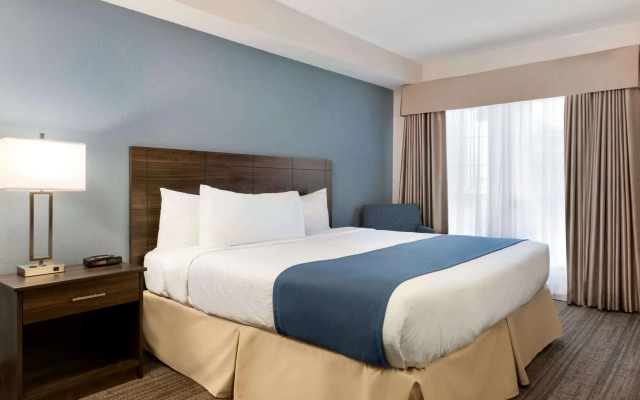 Travelodge Suites by Wyndham New Glasgow
