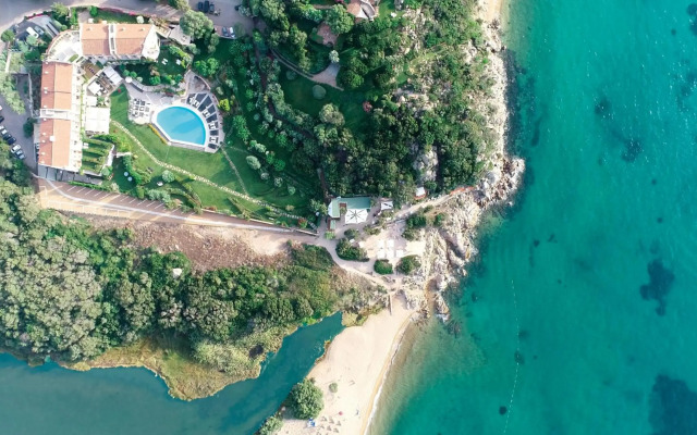 L'Ea Bianca Luxury Resort