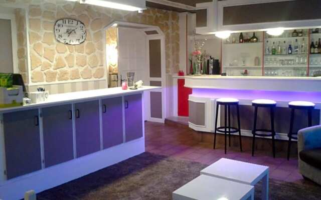 Hotel Le Merle Blanc