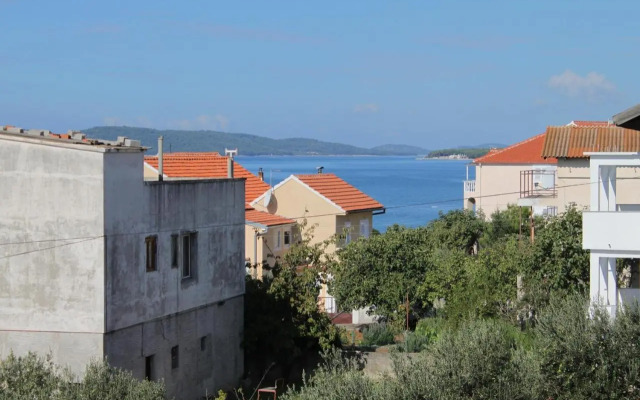Apartments by the sea Brodarica, Sibenik - 5736