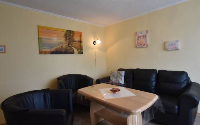 Beachside Apartment in Pepelow With Private Terrace