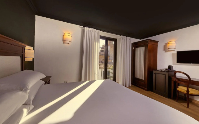 Hotel Born