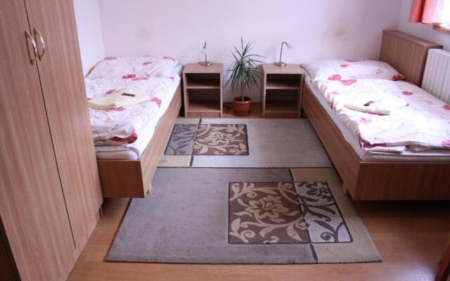 Boarding House Koras