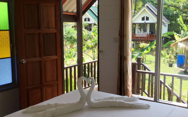 Lanta Andaleaf Bungalow