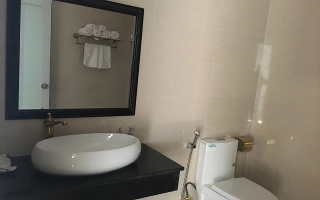 Vic House Hotel