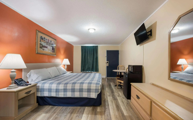 Rodeway Inn Cecil