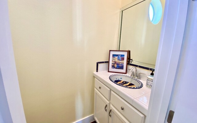 Beachfront Therapy 4 Bedroom Home