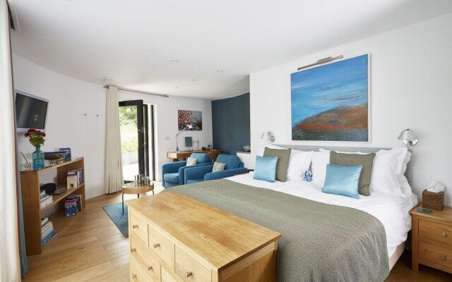 Kaywana Hall Luxury Bed & Breakfast