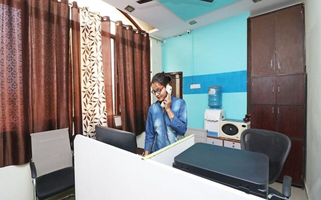 OYO 24172 Hotel Jp Heights