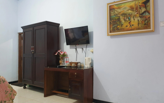 Hotel Suronegaran Purworejo RedPartner