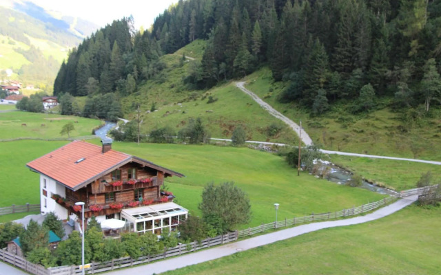 Bidner, Appartements