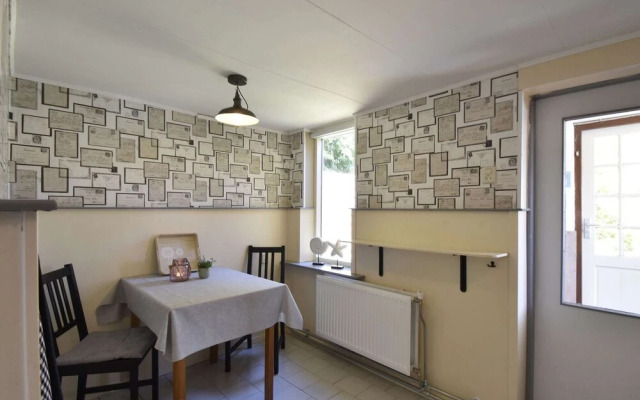 Lovely Holiday Home With Garden, Barbecue, Garden Furniture