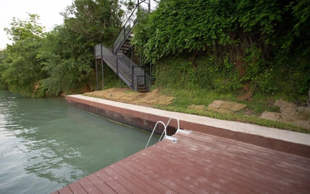 Bluff Haus at Lake Placid