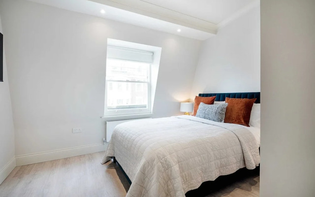 Marble Arch Suite 4-hosted by Sweetstay