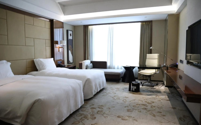 Отель Swissôtel Guangzhou