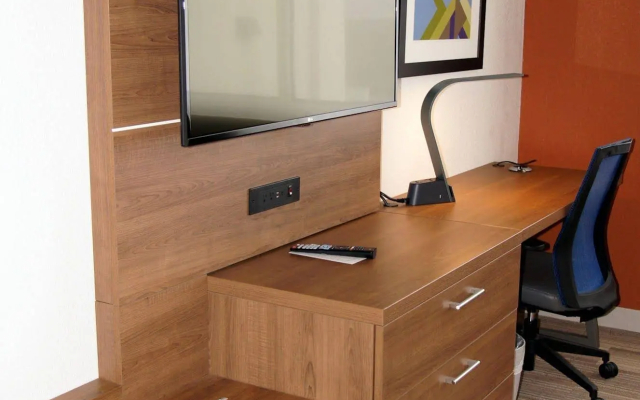 Holiday Inn Express Chesapeake - Norfolk by IHG