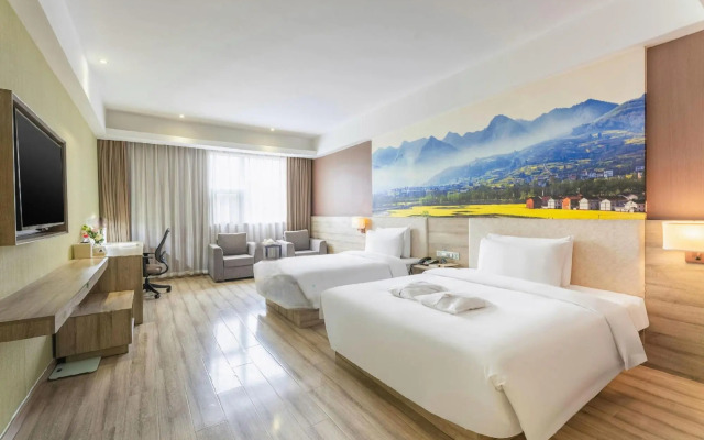 Atour Hotel