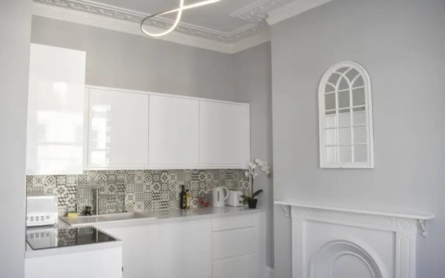 Contemporary 2 Bedroom Flat in Brighton