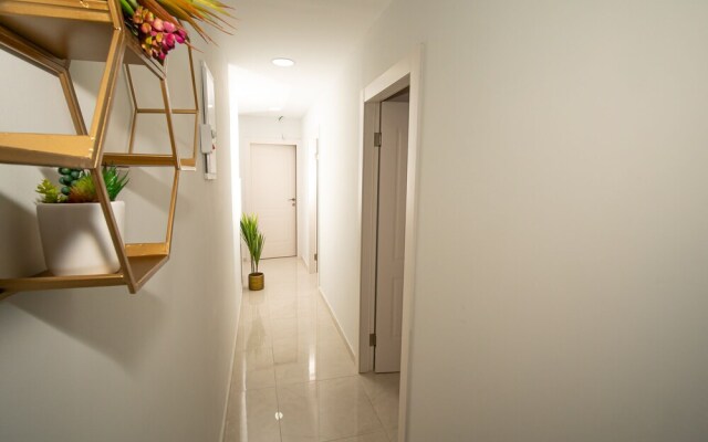 Hasorag - Private Rooms by IndigInn
