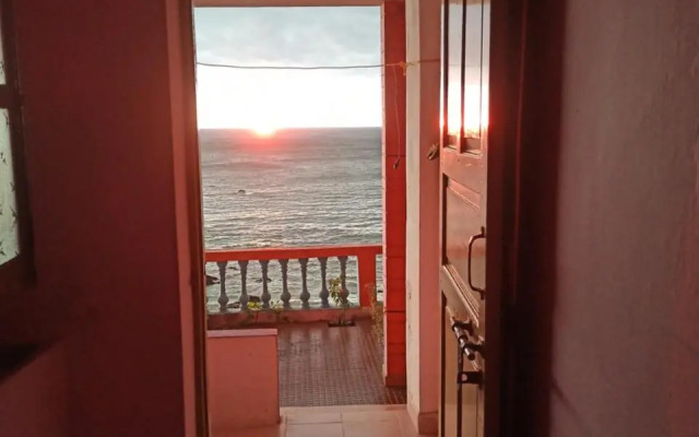 Goroomgo Om Ganesh Naik Cliff Side Guest House Goa