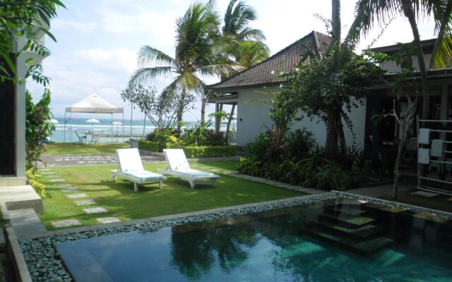 Aquaria Eco Resort