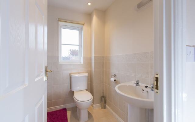 5 Rosebay Gardens