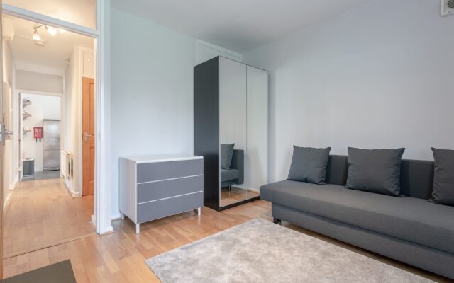 Well-located 2 Bedroom Flat Close To Angel Station