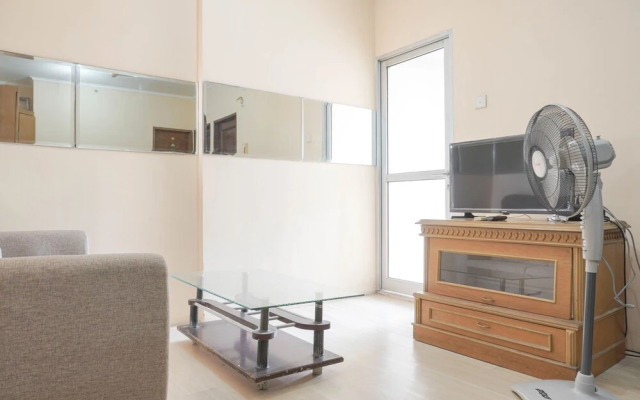 Comfort And Cozy 2Br At Gajah Mada Mediterania Apartment