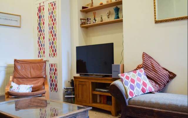 2 Bedroom Apartment With Private Garden