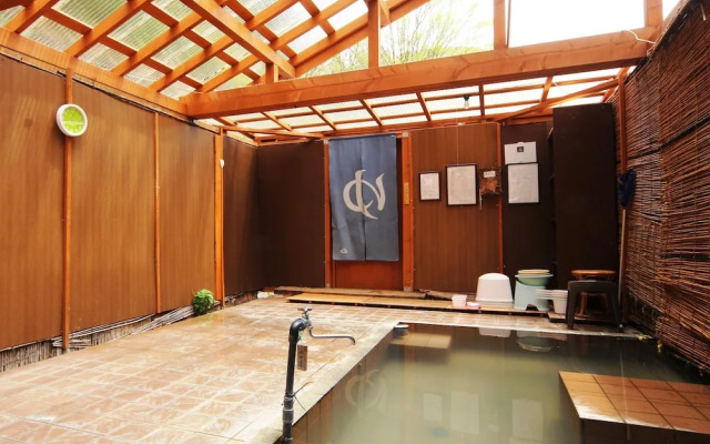 Guesthouse Tomoshibi - Hostel