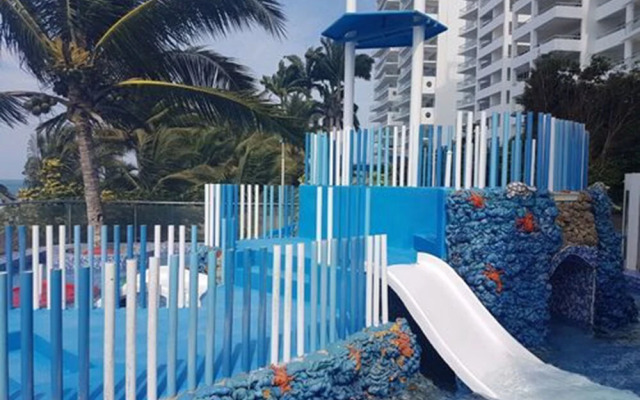 Grand Diamond Beach