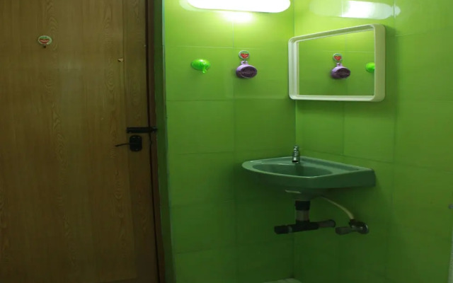 OYO 9358 Home Designer 1BHK Candolim