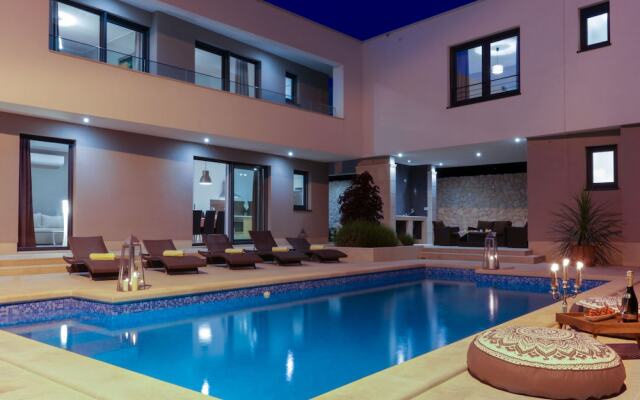 Villa Adria