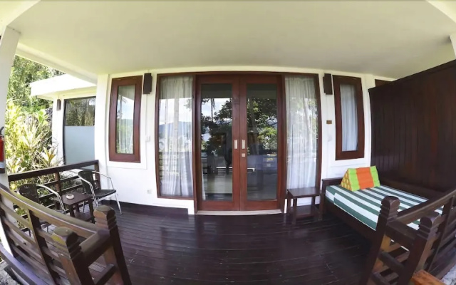 Nusa Nalan Beach Resort