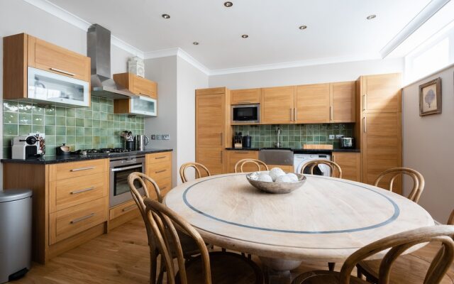 The Luxe Belgravia House