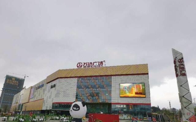 IU Hote Guiyang Olympic Sports Center Huarun Wanxianghui