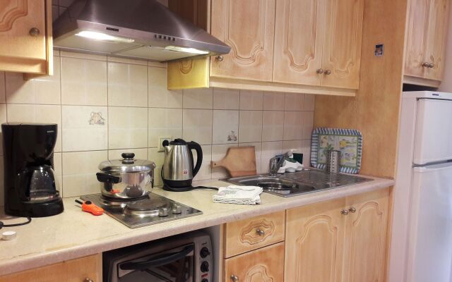 Kaloudis Apartments & Studios