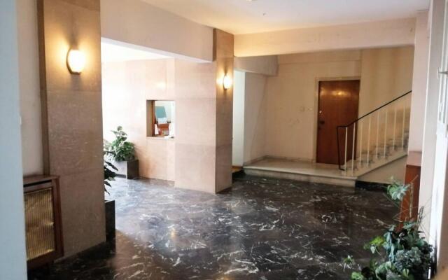 Elegant Apartment in Acropolis