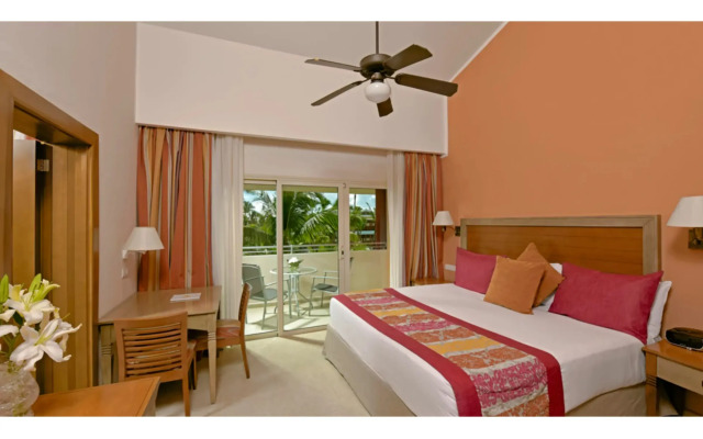 Iberostar Waves Punta Cana