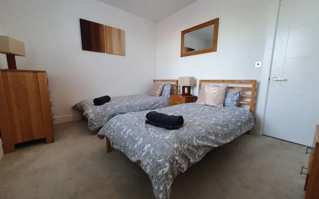 Superb Executive Apartment in Reading