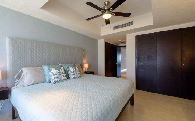 Stunning Upgraded Condo All Oceanfront