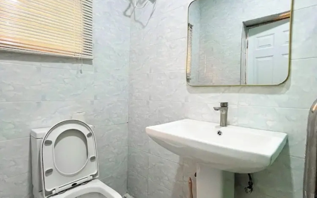 Luxurious 3BR Apartment 247 Power City Views