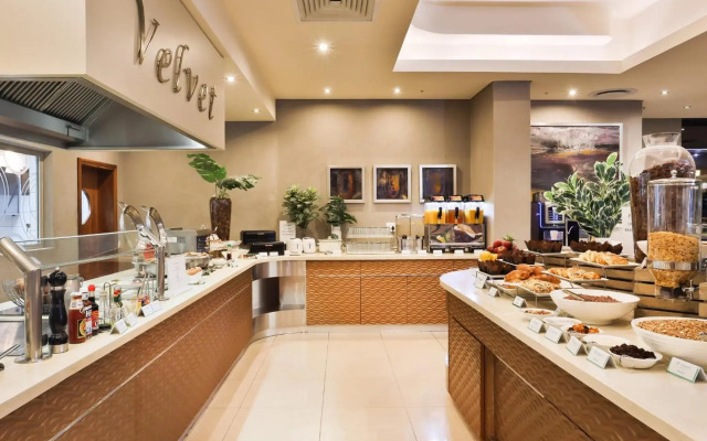 Holiday Inn Johannesburg - Rosebank by IHG
