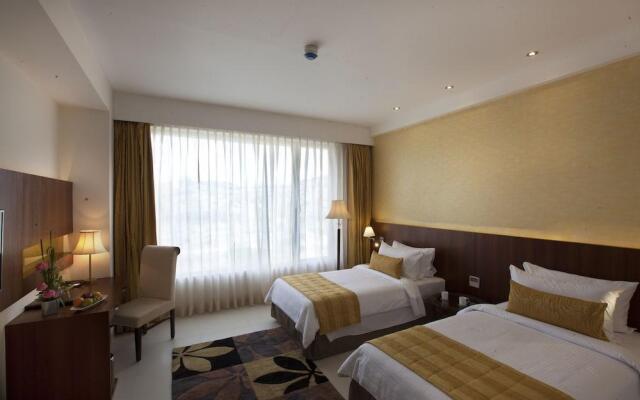 United 21, The Grand