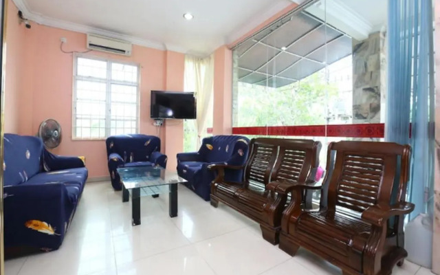 Sa Villa Holiday Inn