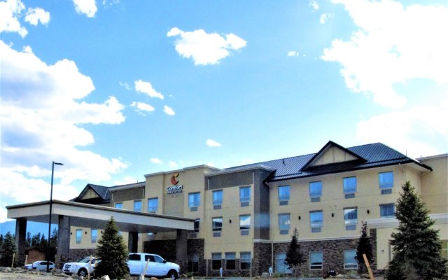 Comfort Inn & Suites