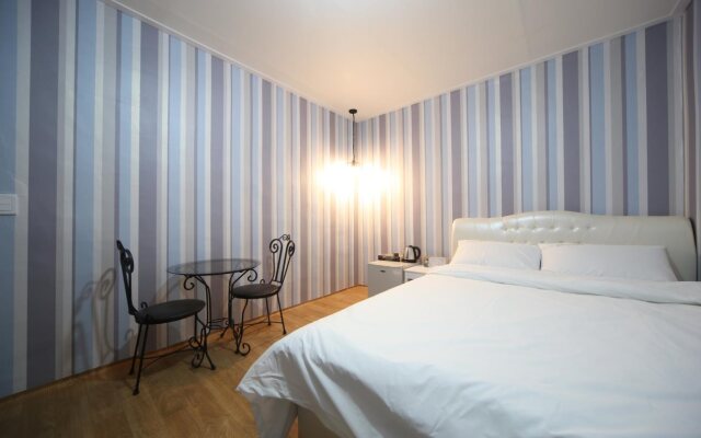 Gunsan La Siesta Hotel