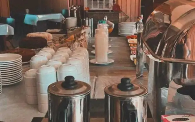 Binder Hotel Mogi Guacu