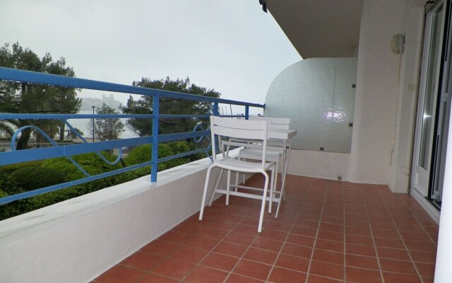 Contemporary Apartment in Antibes with Terrace