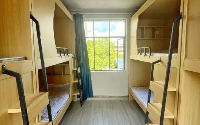 No.29 Courtyard Hostel